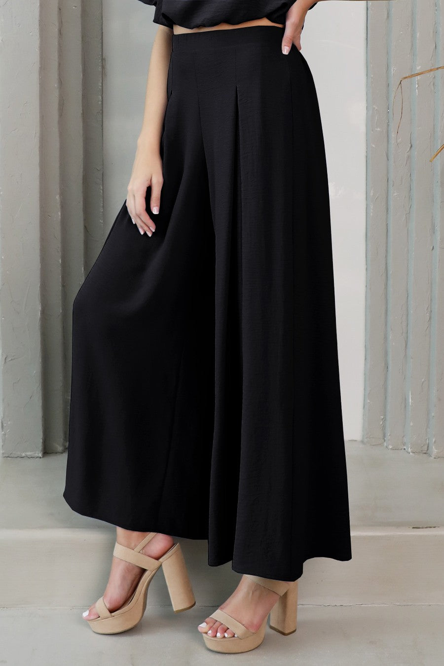 Cordelia Pleated Wide Leg Pants