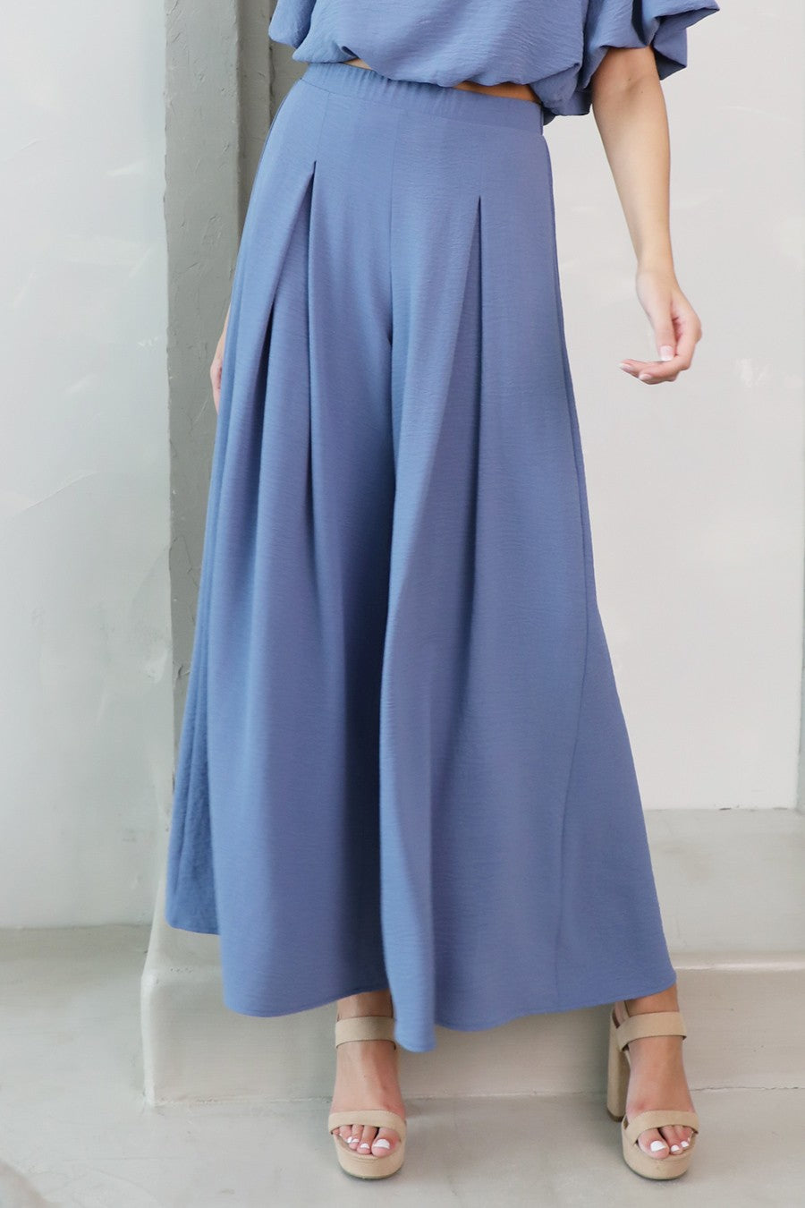 Cordelia Pleated Wide Leg Pants