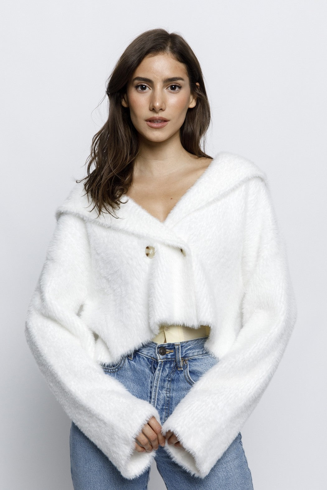 Riana Fuzzy Cropped Cardigan Sweater